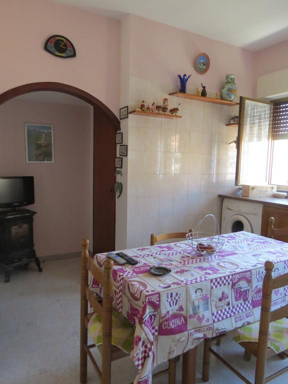 Appartamento Maria Giovanna Giardini Naxos Quarto foto