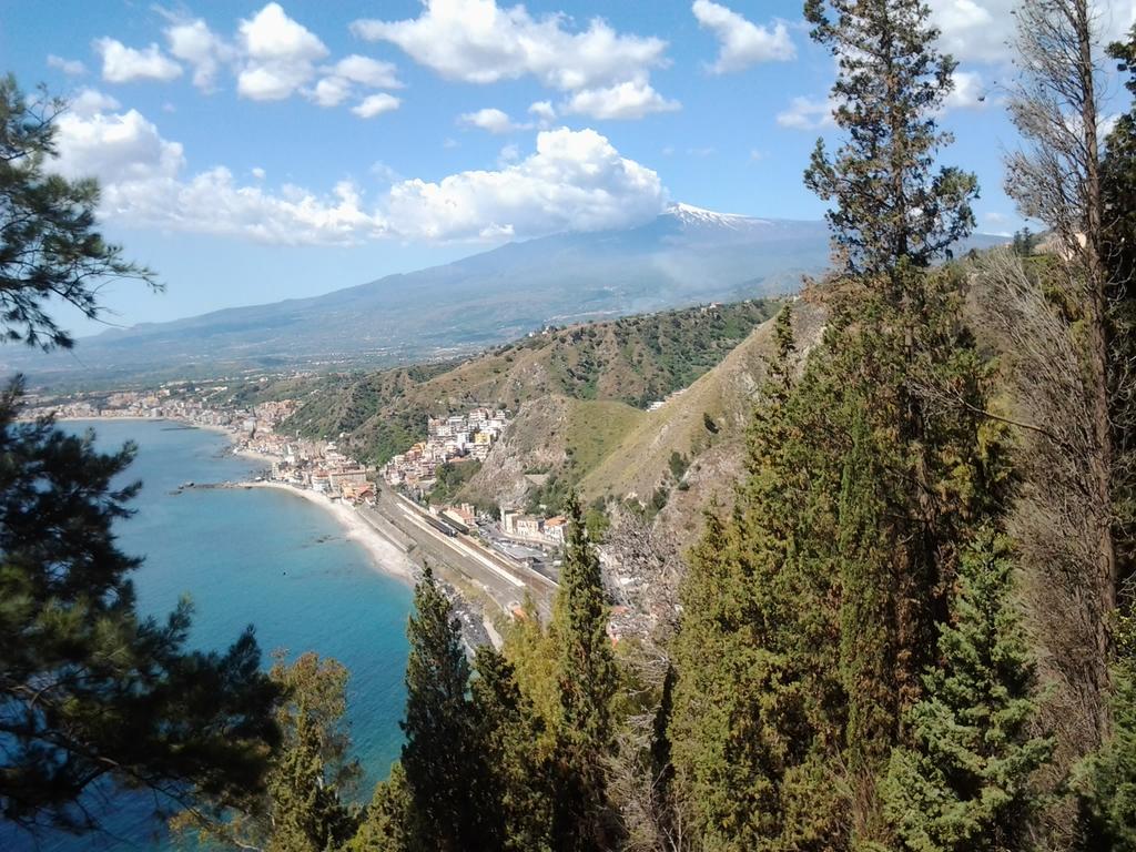 Appartamento Maria Giovanna Giardini Naxos Quarto foto